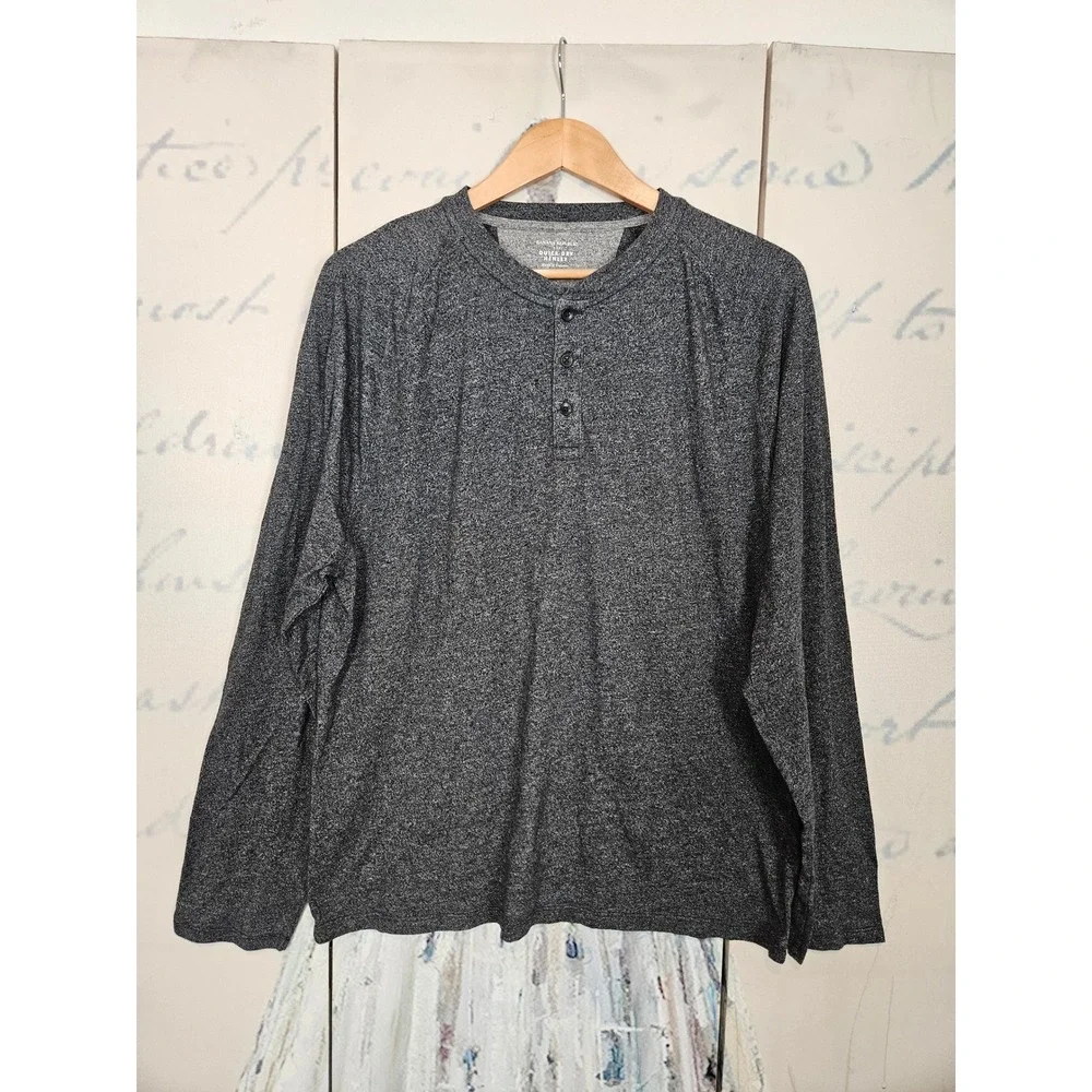 Banana Republic Quick Dry Henley XL Gray Long Sleeve Performance Raglan Shirt